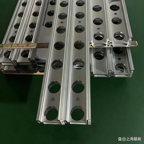 積放線軌道優(yōu)質(zhì)廠家如何定義？三字訣竅全在手——技術(shù)突圍為骨，服務(wù)立信為魂